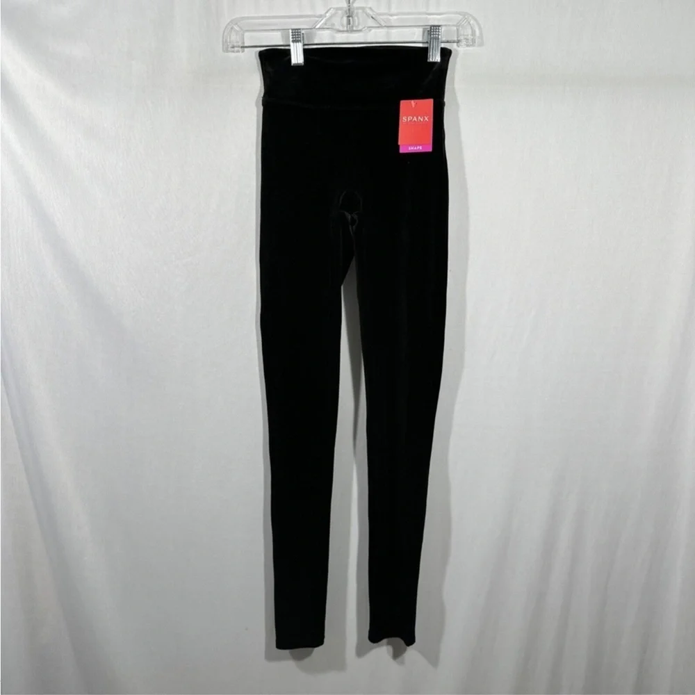 NWT $98 Spanx [ XS ] Velvet Leggings in Very Black #5621‎
